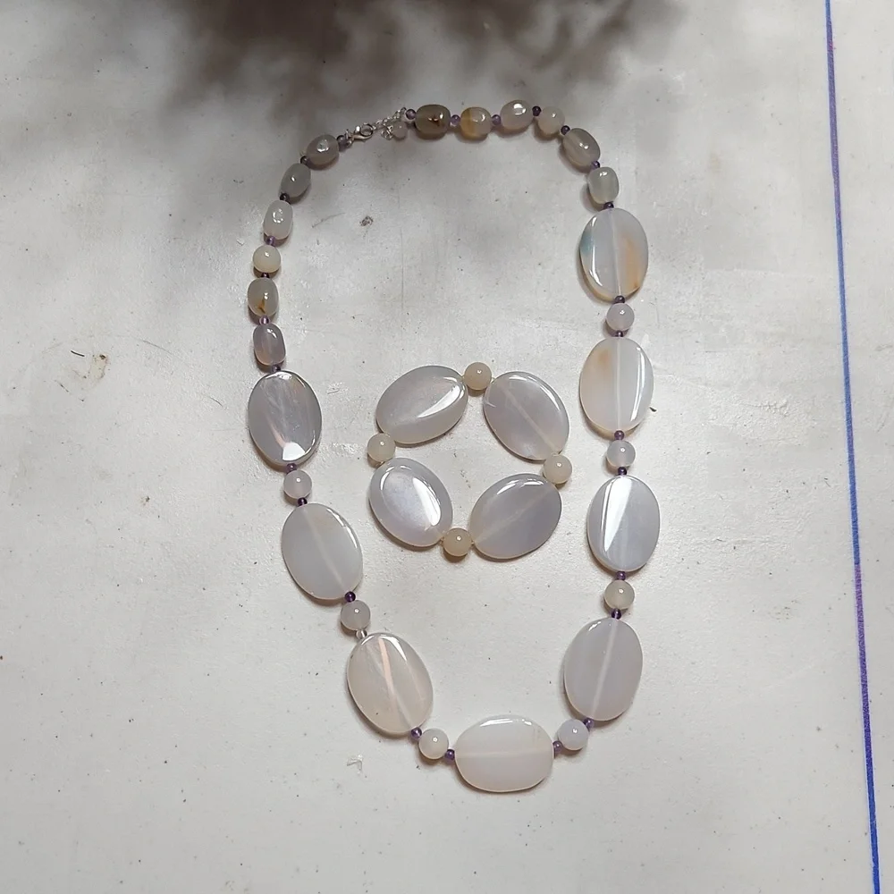 30" Mother of pearl necklace and bracelet, 925 sterling hardware - Picture 1 of 4